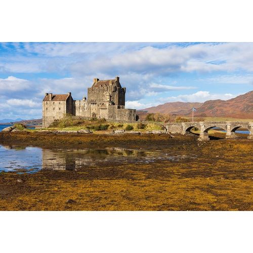 Eilean Donan Castle Isle of Skye-Scotland